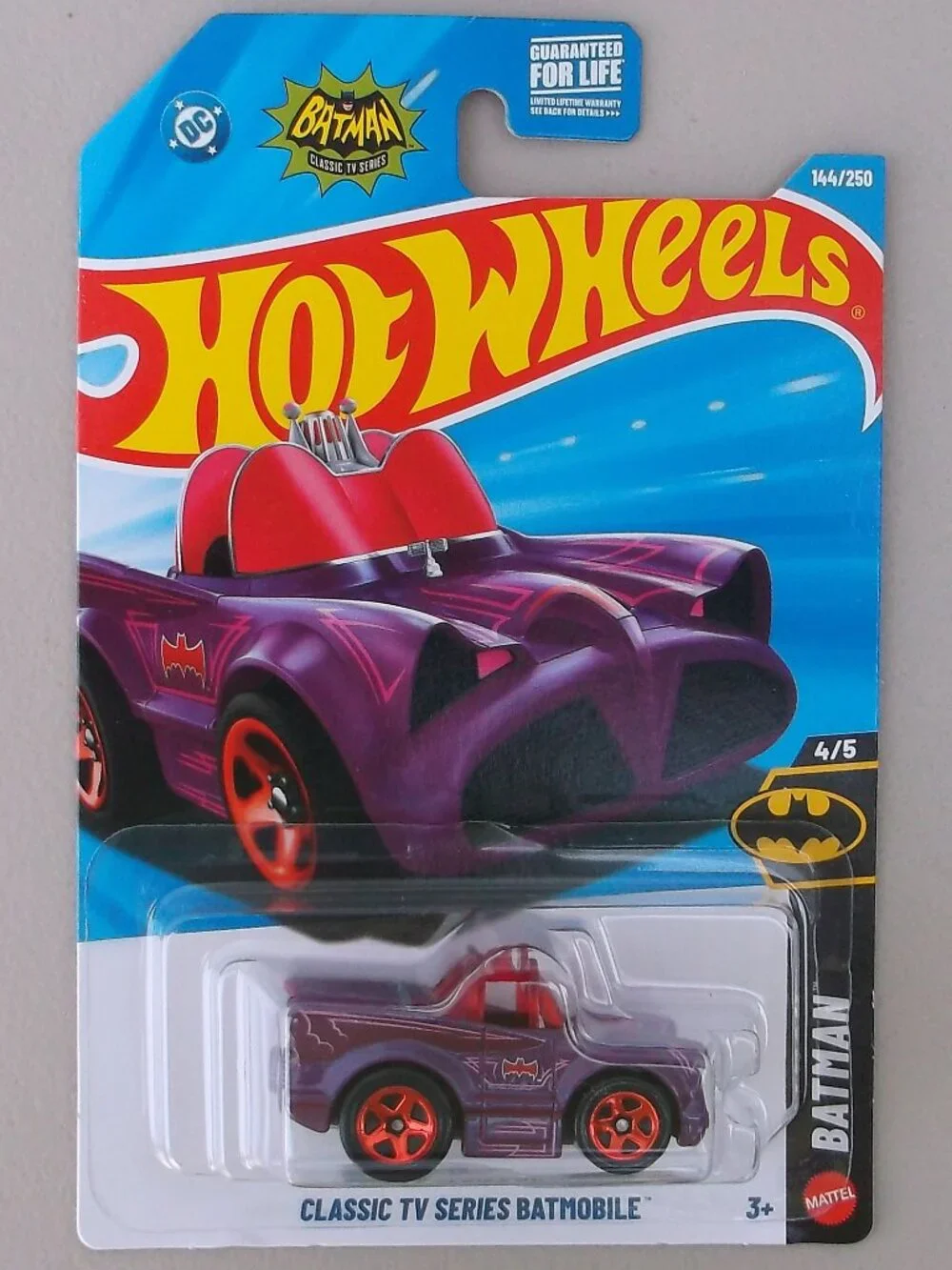 NWT Hot Wheels Batman Vehicles Lot – Batmobile & Bae Boat – 1/5, 3/5, 4/5